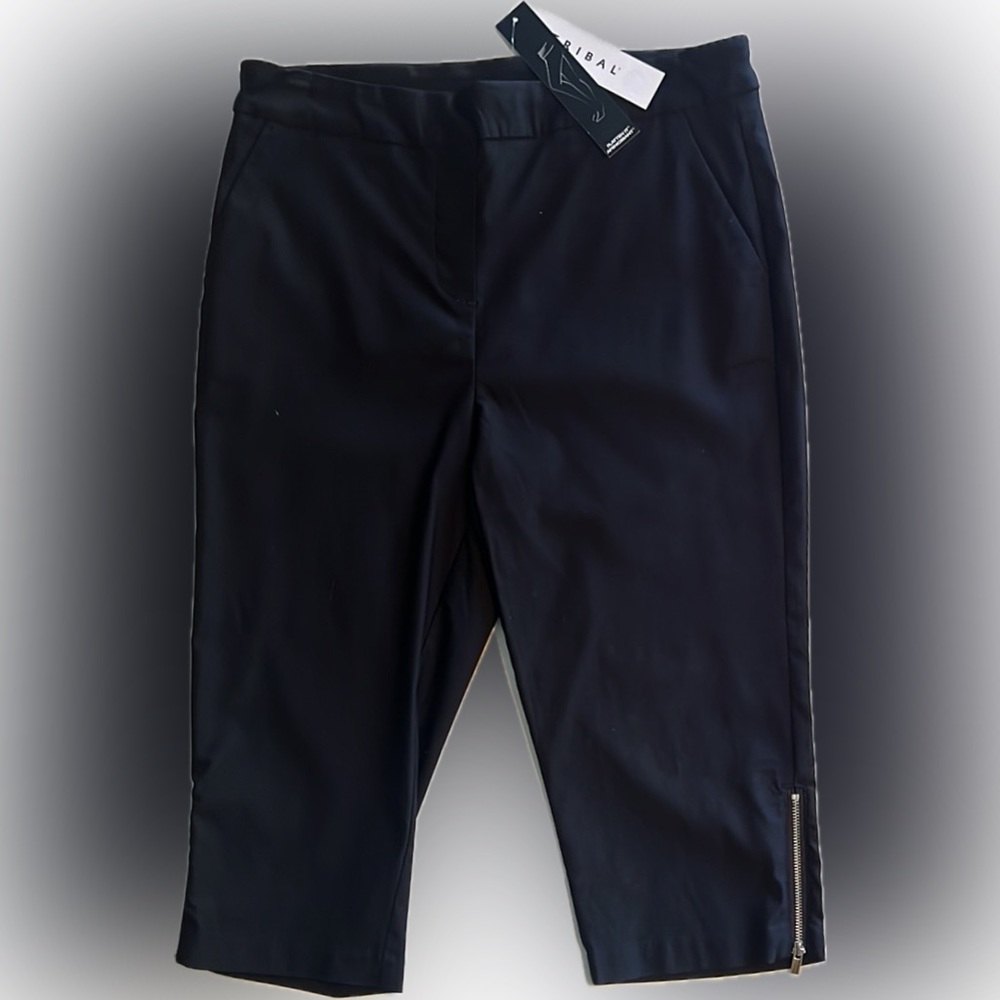 Tribal black stretch “flatten it” technology Audrey capri/zip at knee/picket-NWT
